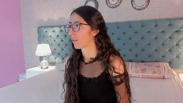 GirafMusic online show from December 20, 2025, 1:25 pm