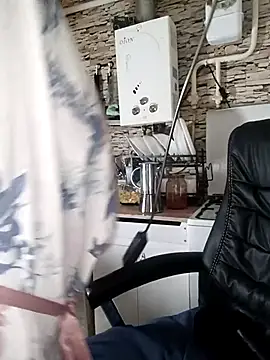 Snapshot of MilkySky chatting on February 8, 2026, 7:44 pm MilkySky online show from February 8, 2026, 7:44 pm