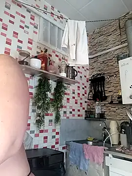 Snapshot of MilkySky chatting on March 18, 2026, 7:00 am MilkySky online show from March 18, 2026, 7:00 am