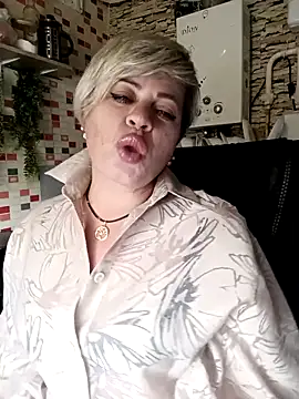 Snapshot of MilkySky chatting on March 19, 2026, 7:58 pm MilkySky online show from March 19, 2026, 7:58 pm