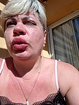 Snapshot of MilkySky chatting on March 2, 2026, 6:58 am MilkySky online show from March 2, 2026, 6:58 am