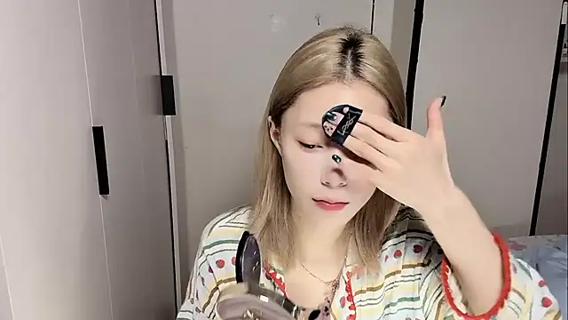 yuyu-33 online show from March 3, 2026, 12:50 am