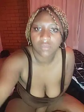 EvonyFoxxx online show from December 4, 2025, 11:15 pm