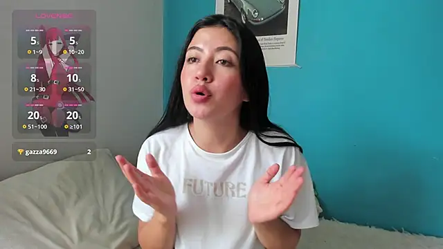 -EMILY SWAN- online show from November 9, 2025, 4:11 pm