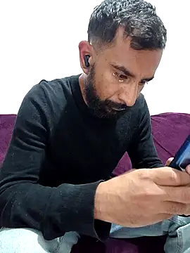 Snapshot of Barbanegra91mx chatting on July 3, 2026, 2:18 am Barbanegra91mx online show from July 3, 2026, 2:18 am