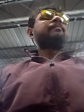 itzSameer1 online show from February 9, 2026, 6:39 pm