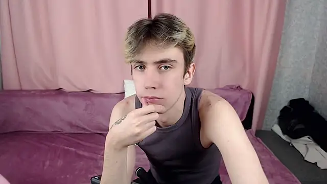 Harvey foster online show from November 10, 2025, 3:33 am