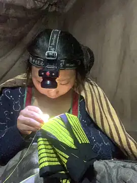 bi-bo123 online show from November 20, 2025, 12:06 pm