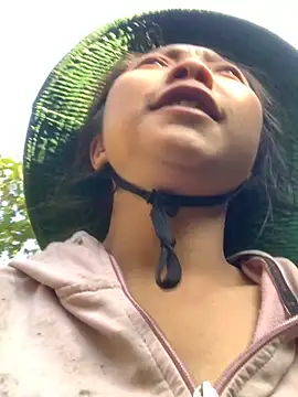 bi-bo123 online show from November 25, 2025, 1:06 am