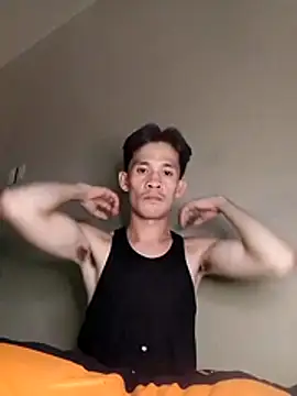 Hot-babyyboy30 online show from November 17, 2025, 12:25 am