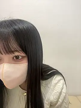 Snapshot of emiri_da_nyan chatting on June 20, 2026, 11:10 pm emiri da nyan online show from June 20, 2026, 11:10 pm