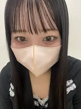 Snapshot of emiri_da_nyan chatting on June 18, 2026, 3:16 am emiri da nyan online show from June 18, 2026, 3:16 am