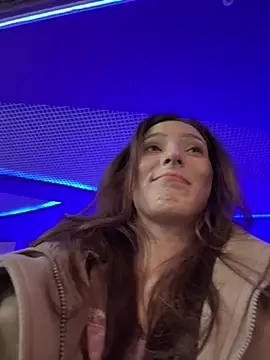 Snapshot of LilluKatten chatting on February 13, 2026, 11:54 am LilluKatten online show from February 13, 2026, 11:54 am