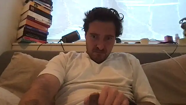 dutchpieter95 online show from May 21, 2026, 5:43 pm