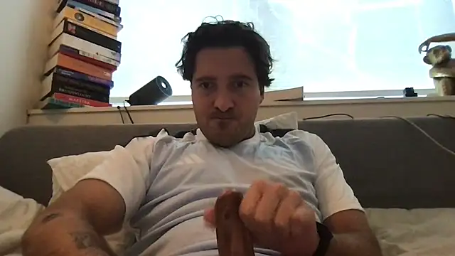 dutchpieter95 online show from April 24, 2026, 12:51 pm