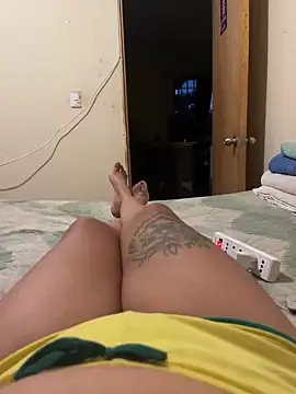 Snapshot of gatitaamelosa chatting on March 21, 2026, 11:30 pm gatitaamelosa online show from March 21, 2026, 11:30 pm