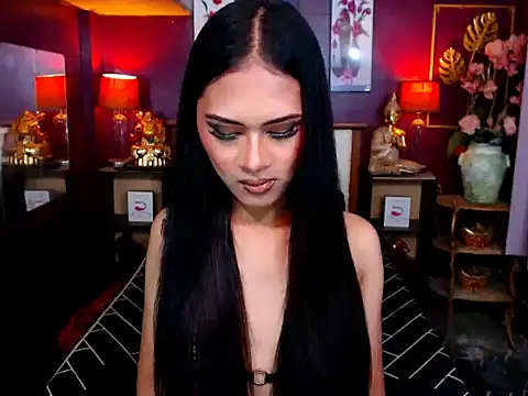 Snapshot of Plastique_PATRICIA chatting on April 9, 2026, 7:58 am Plastique PATRICIA online show from April 9, 2026, 7:58 am
