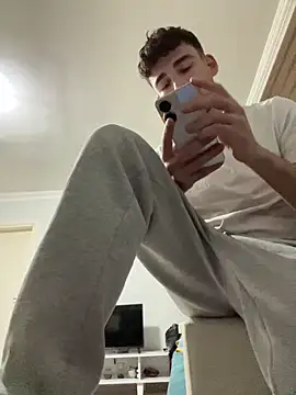 yasinesra757  online show from December 23, 2025, 3:17 am