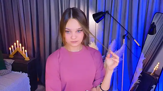 KarlaMagnett online show from November 26, 2025, 3:23 pm