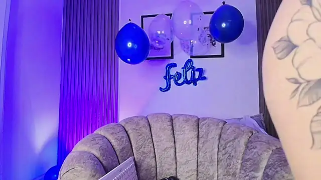 Snapshot of Madisonkay chatting on March 20, 2026, 7:04 pm Madisonkay online show from March 20, 2026, 7:04 pm