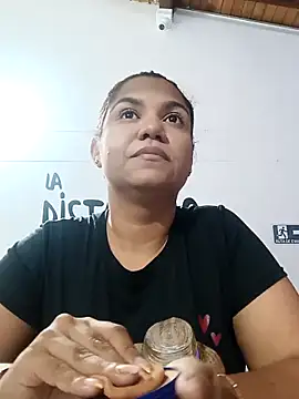 Samaraa Lee online show from November 7, 2025, 11:48 am