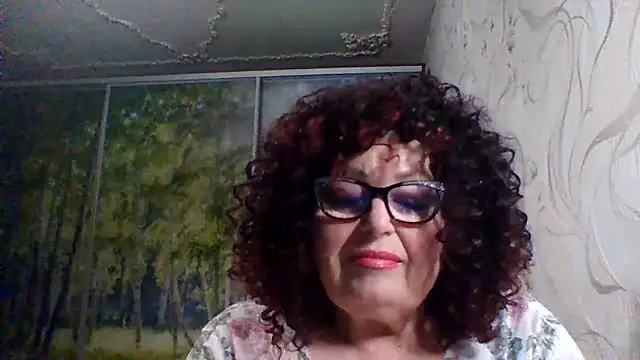 Snapshot of Milaniya606 chatting on February 17, 2026, 8:39 pm Milaniya606 online show from February 17, 2026, 8:39 pm