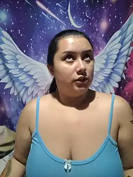 CurvyNoir online show from April 8, 2026, 12:45 am