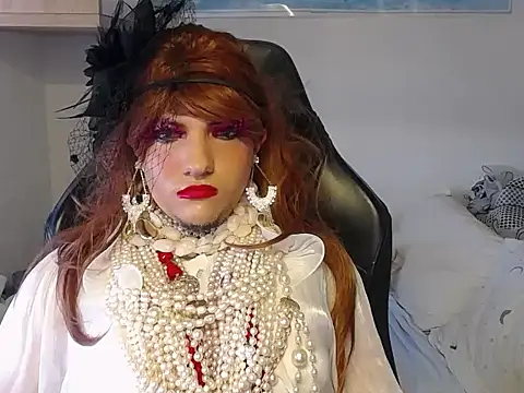 VanesaCrossic online show from November 27, 2025, 8:15 am