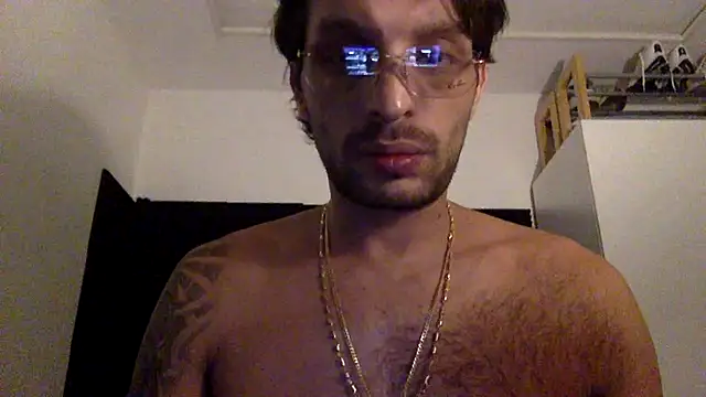 Zaskeee online show from December 14, 2025, 8:36 pm