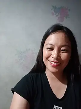Snapshot of Alice-567 chatting on August 3, 2026, 2:08 am Alice-567 online show from August 3, 2026, 2:08 am