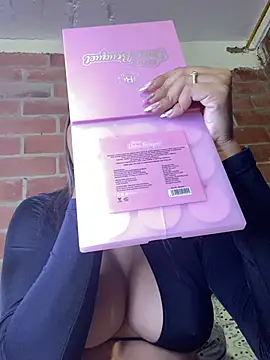 liahot69 online show from June 14, 2026, 2:24 am