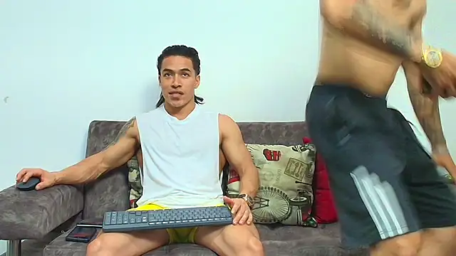 thebadboys05 online show from May 2, 2026, 4:28 am