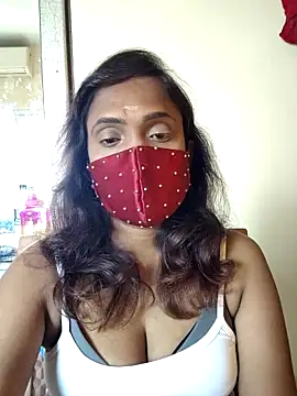 Queen-dhivya online show from March 4, 2026, 7:16 am