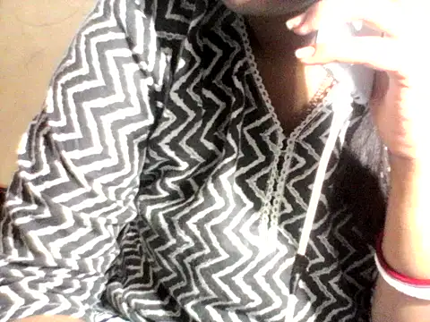 Snapshot of cuteriya5 chatting on April 6, 2026, 11:55 am cuteriya5 online show from April 6, 2026, 11:55 am