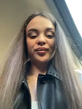 Snapshot of KristiRich chatting on March 11, 2026, 10:31 am KristiRich online show from March 11, 2026, 10:31 am