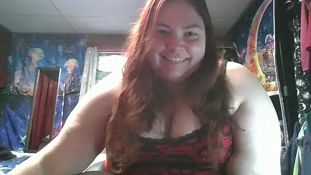 Snapshot of Amberstardusk chatting on November 6, 2025, 2:10 pm Amberstardusk online show from November 6, 2025, 2:10 pm