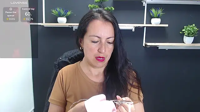 Lauryn Jones online show from July 8, 2026, 6:08 pm
