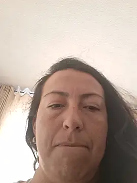 Lauryn Jones online show from July 14, 2026, 3:51 pm