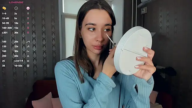 JacalynSchreiber online show from November 19, 2025, 12:05 pm