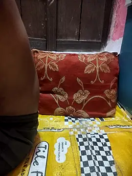 abhi sexy boy online show from November 4, 2025, 6:28 am