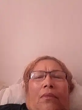 Cessi50 online show from November 8, 2025, 4:43 pm