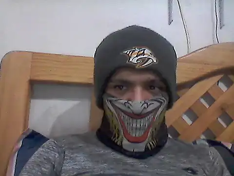 Snapshot of Elpichulotote20 chatting on February 10, 2026, 6:23 am Elpichulotote20 online show from February 10, 2026, 6:23 am