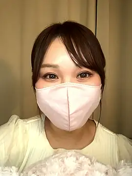 reika33 online show from November 15, 2025, 9:24 am