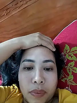 Snapshot of Jangin86 chatting on November 6, 2025, 1:37 pm Jangin86 online show from November 6, 2025, 1:37 pm