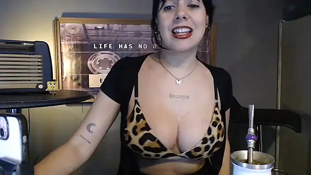 mickystrumia23 online show from July 25, 2026, 6:47 pm