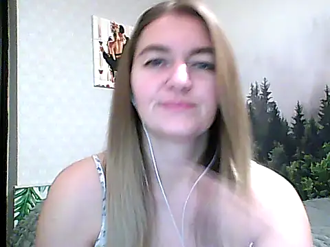 CandyOLimeX online show from November 9, 2025, 9:19 pm