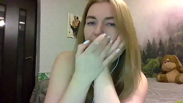 CandyOLimeX online show from February 4, 2026, 9:32 pm