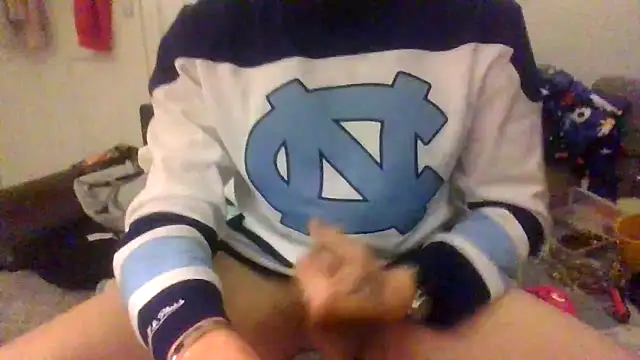 jigglethaypussi online show from February 12, 2026, 2:22 am