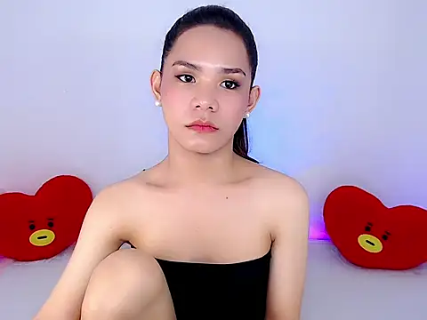 ursexydelancy  online show from June 12, 2026, 6:49 pm