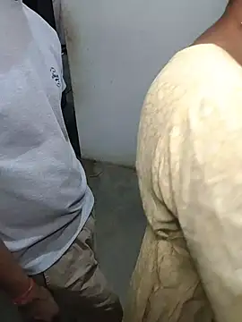 baby Cpl21 online show from March 26, 2026, 1:31 pm